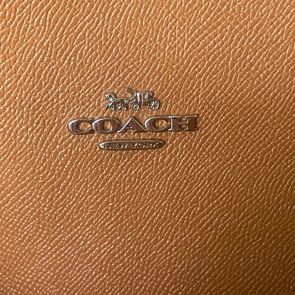 Coach Charlie Carryall 25137 Chalk White With Strap - Picture 4 of 10